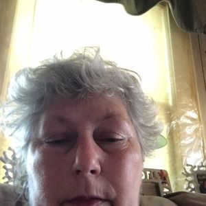 Meet your Posher, Debby